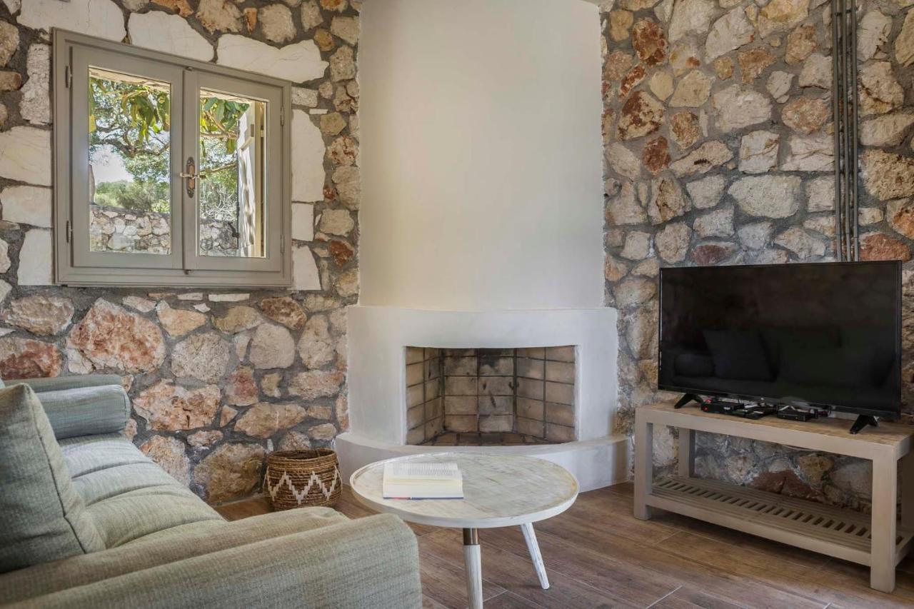 Ploes Luxury Cottages Pesádha 외부 사진