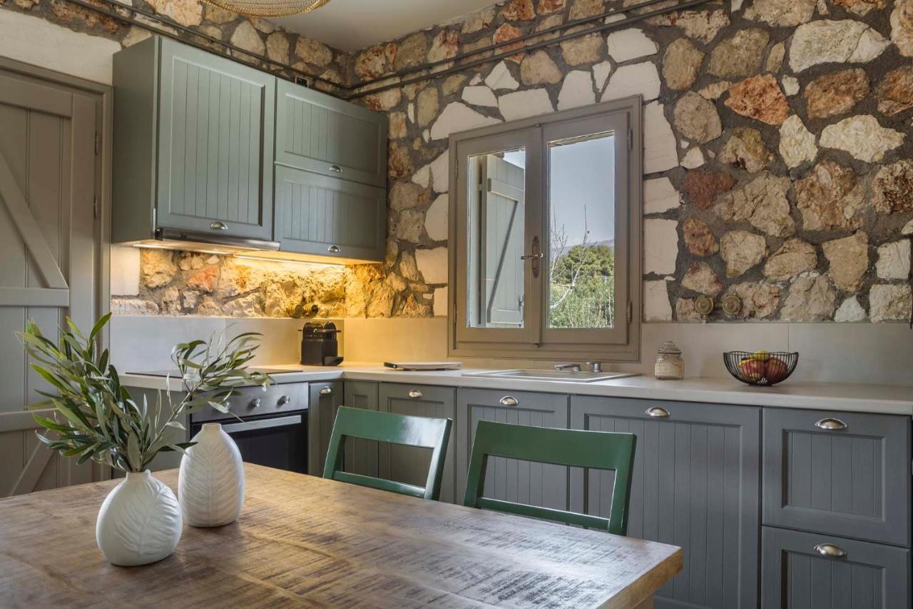 Ploes Luxury Cottages Pesádha 외부 사진