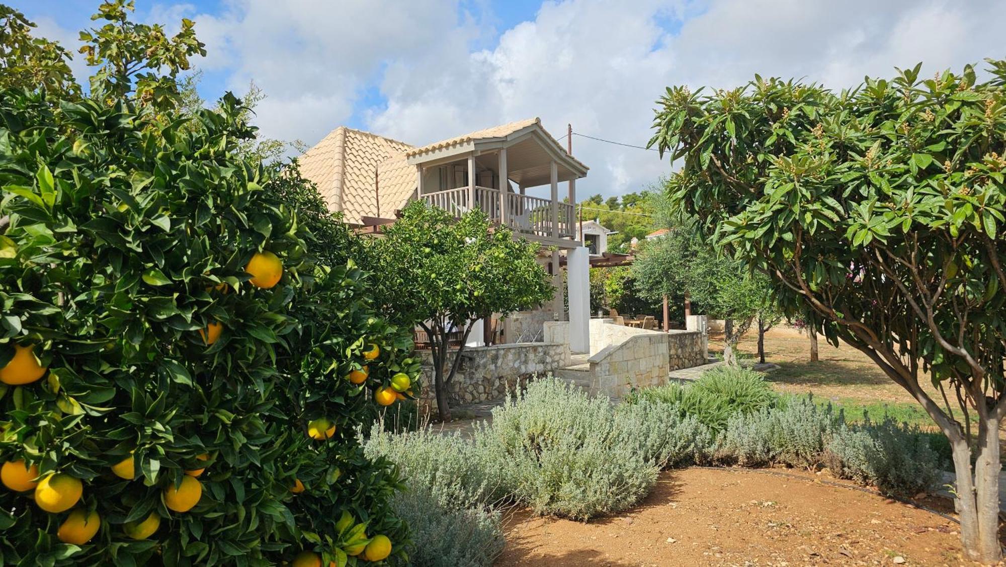 Ploes Luxury Cottages Pesádha 외부 사진