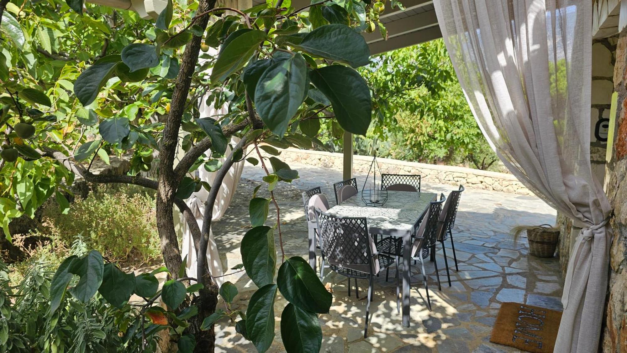 Ploes Luxury Cottages Pesádha 외부 사진